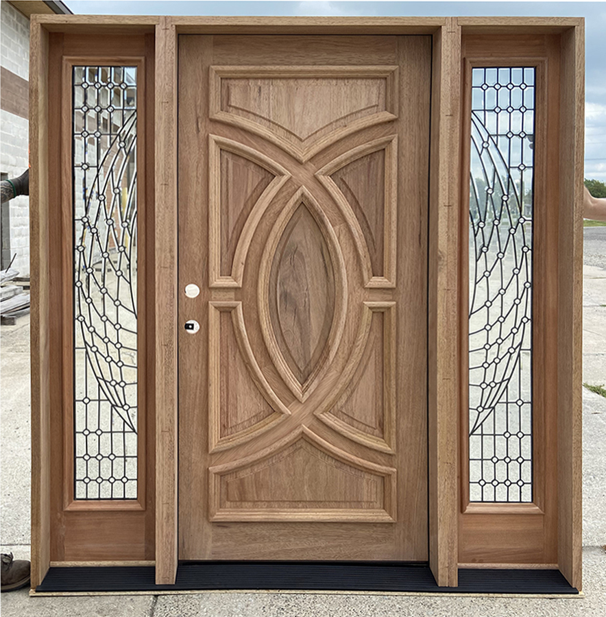 CL 22-44 Door with Tiffany Glass 