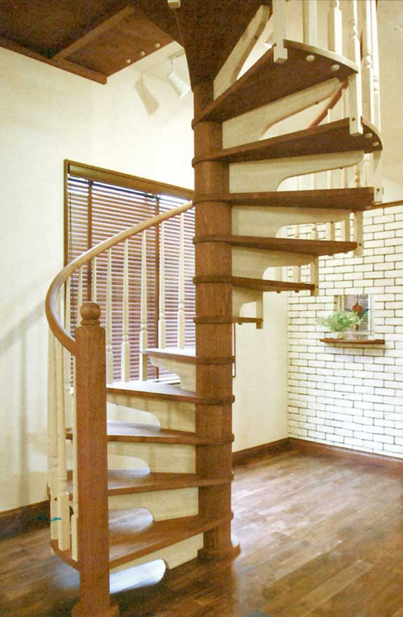 Custom Wood Staircases