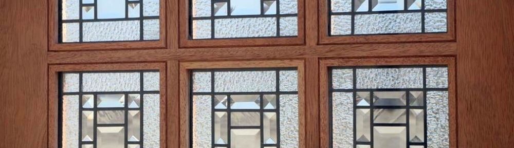 Style: What Makes a Door a Craftsman Door?