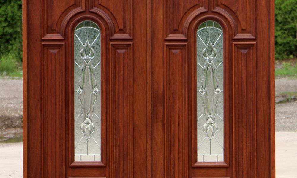3 Tips for Winterizing a Solid Wood Front Door