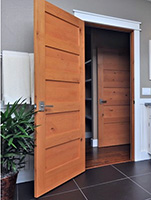 knotty alder interior shaker doors application